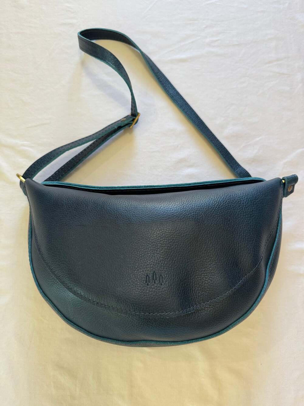 Portland Leather Goods Large Koala NWOT Brand New Sea Glass Crossbody Sling